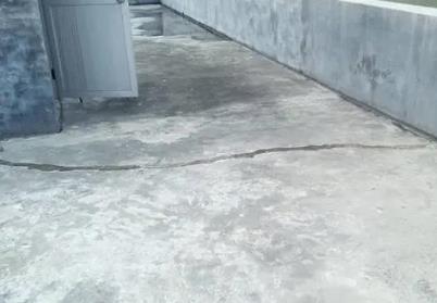 大丰楼顶漏水维修公司分享下如何解决卫生间隐蔽部位漏水的问题?